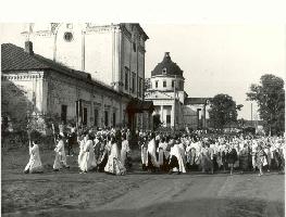 Первый разрешенный Великорецкий крестный ход. с.Великорецкое. 1989 год. Фото Олега Арбузова